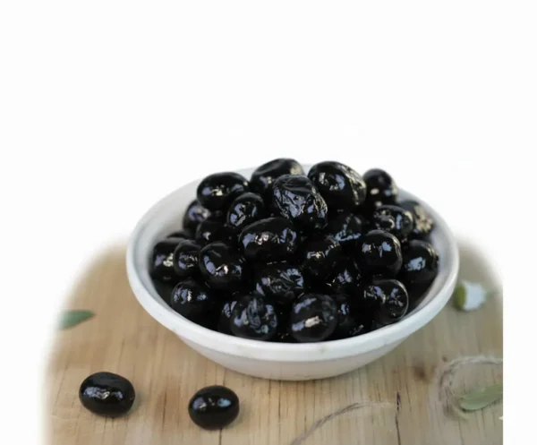 زيتون بلدي أسود مُعَلَّق طبيعي